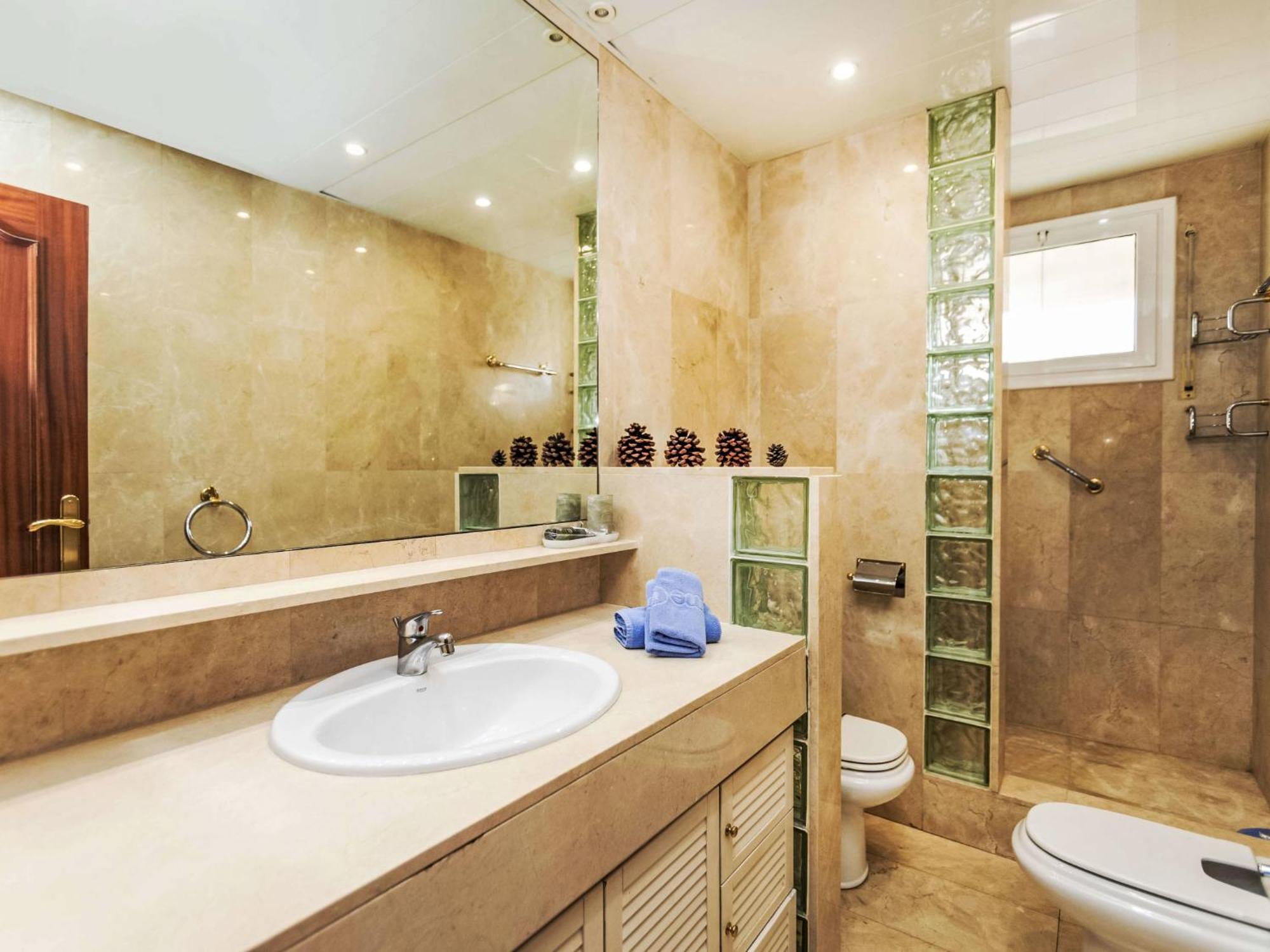 ברצלונה Apartment Sants-Les Corts Galileu By Interhome מראה חיצוני תמונה