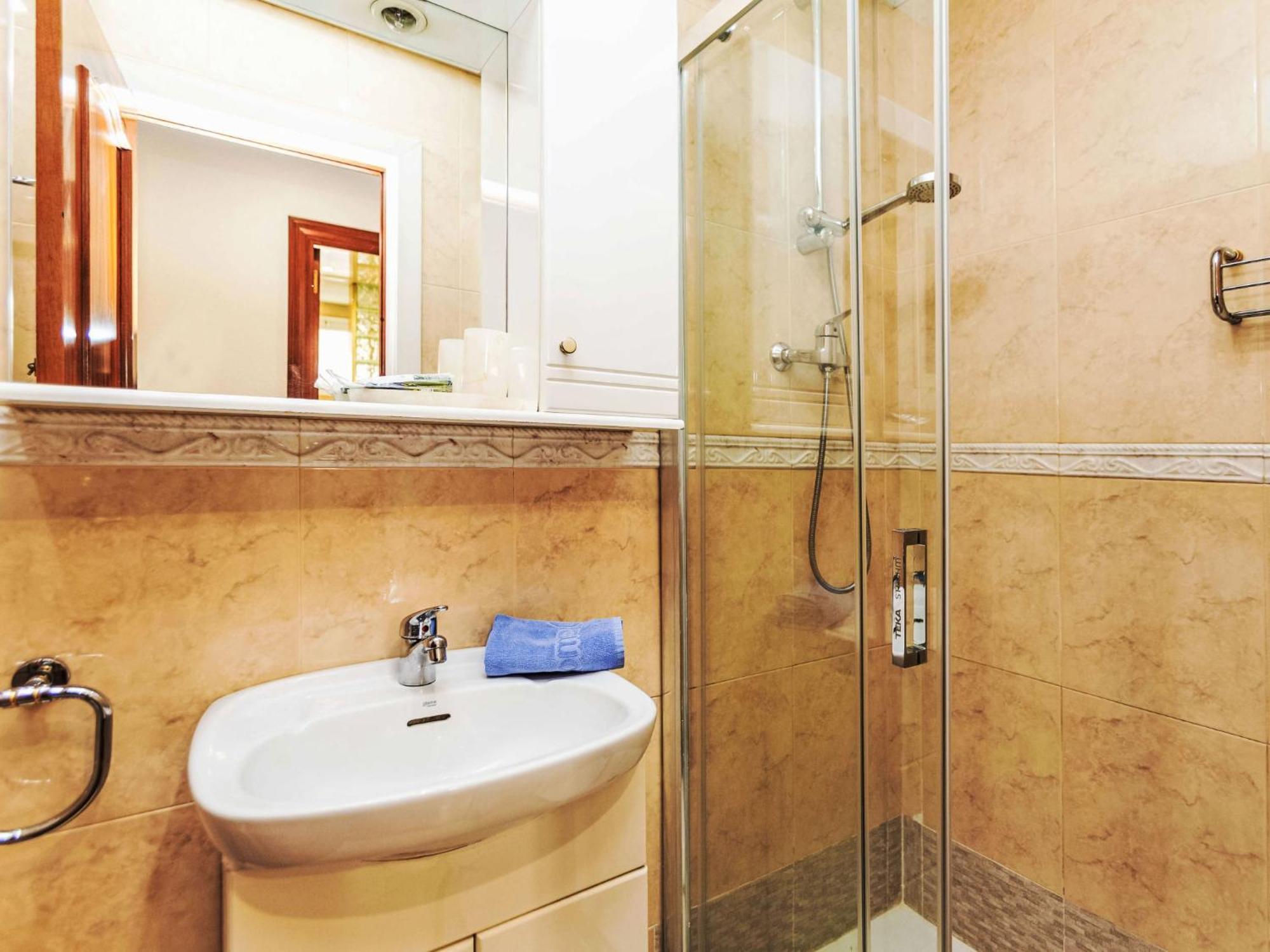 ברצלונה Apartment Sants-Les Corts Galileu By Interhome מראה חיצוני תמונה